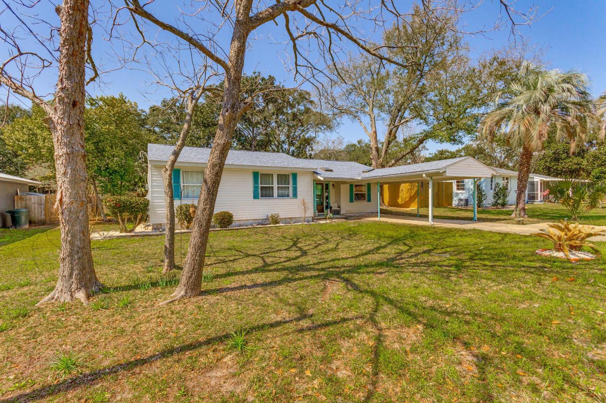 Fort Walton Coastal Retreat With Yard Walk To Beach Fort Walton Beach Esterno foto